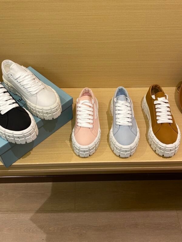BAL Track Sneaker – Sneaker
