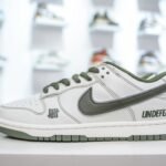 NK Dunk Low x UNDEFEATED – Sneakers – Green