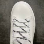 BAL Oversized Sneakers – Sneakers – White