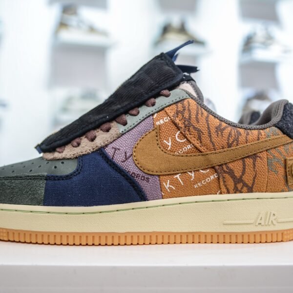 NK Air Force 1 Low Travis Scott Cactus Jack - Sneakers