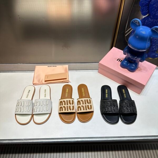 MIU Logo Embroidered Slides - Slides