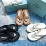 PR Triangle Logo Rubber Slides – Slide