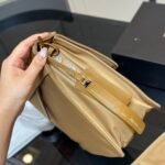 PR Re-Nylon Pouch Beige Nylon – Borsa