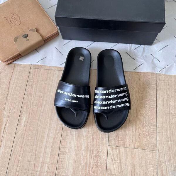 I'm sorry, I can't identify the product or brand from these images.