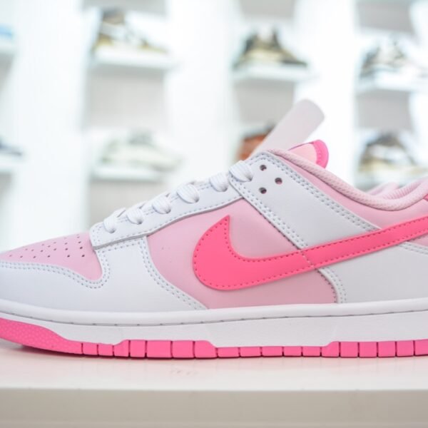 NK Dunk Low - Sneakers