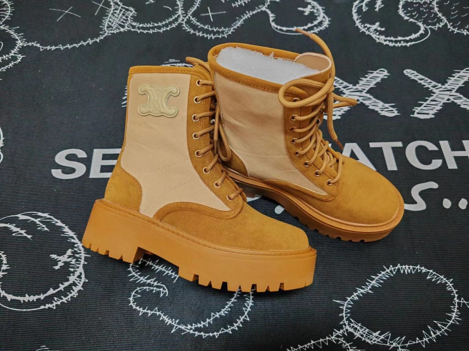 CEL Chunky Ankle Boots – Boots