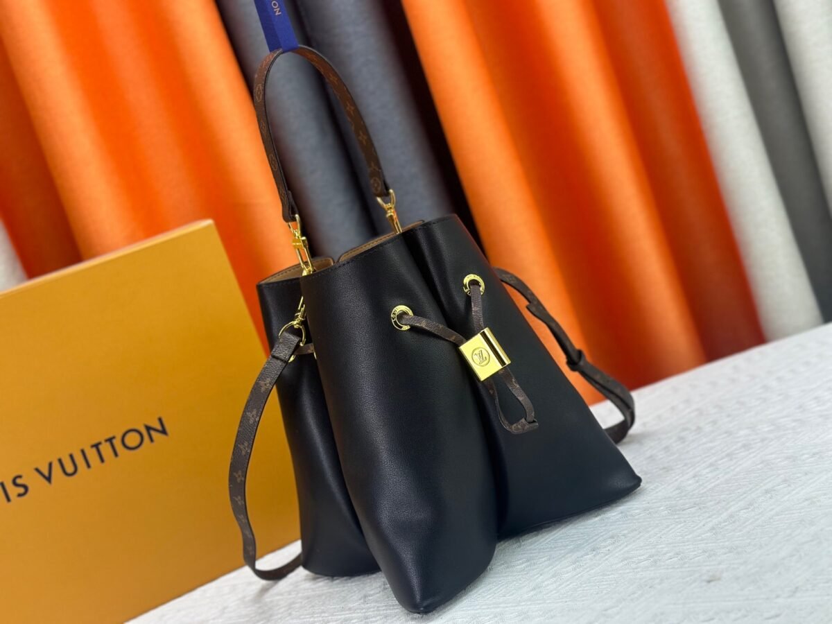 LV NéoNoé – Borsa — 2