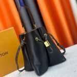 LV NéoNoé – Borsa