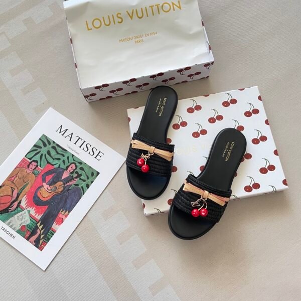 LV Pool Pillow Comfort - Slides