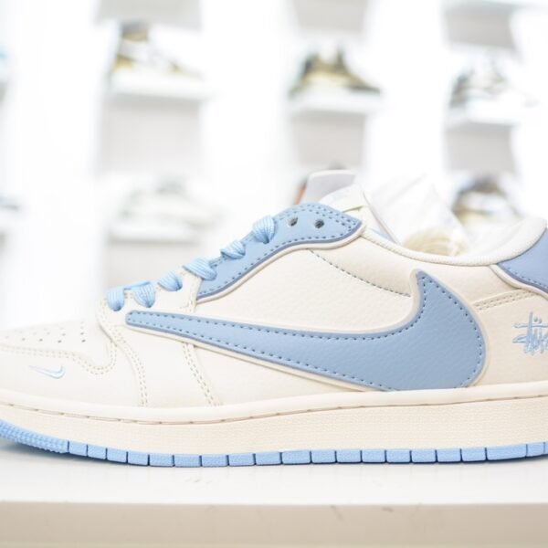 NK Air Jordan 1 Low OG Travis Scott x Fragment - Sneakers