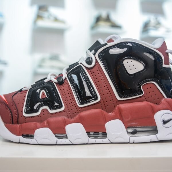 NK Air More Uptempo - Sneakers