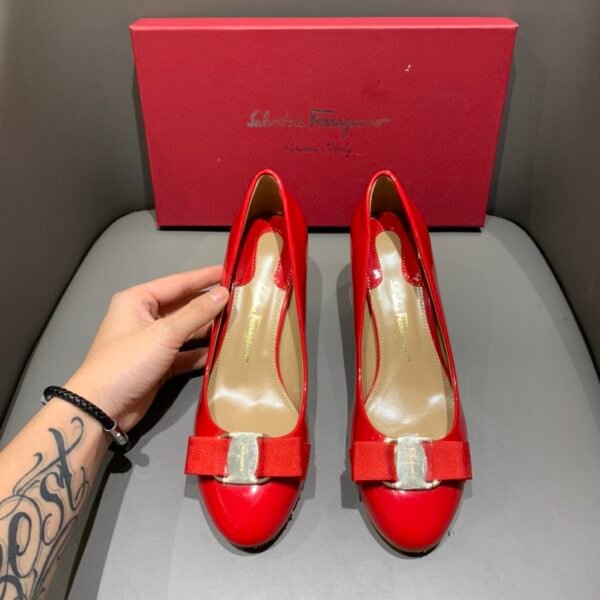 FRG Vara Bow Pump - Heels