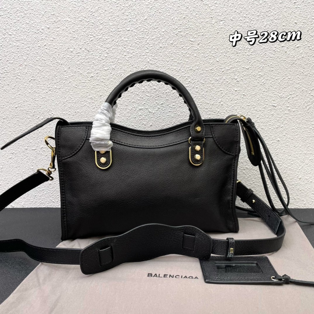 BAL Medium Size Motorcycle Bag - Image 2