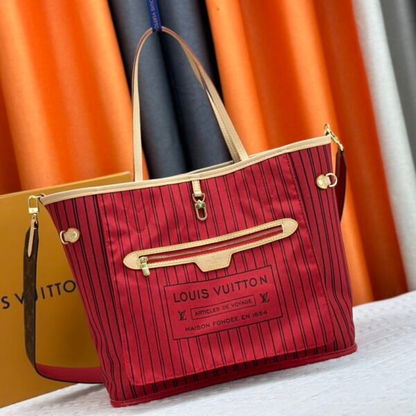 LV Neverfull Cabas Voyage Red Canvas - Bag
