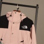 TNF Mountain Light Jacket – Giacca – Rosso