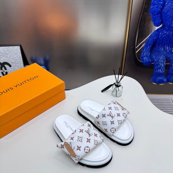LV Waterfront Monogram White/Brown Monogram - Slides