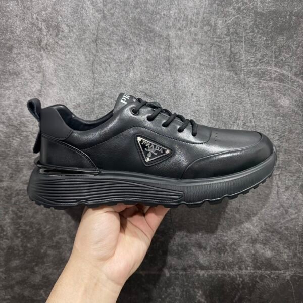 PR Cloudbust Thunder Black Leather - Sneakers