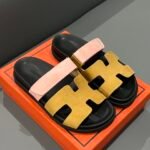 HM Izmir – Sandals