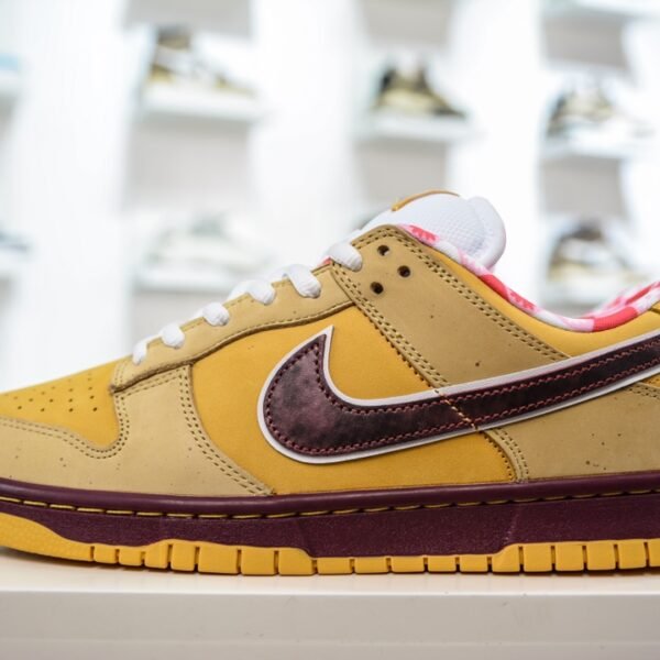 NK SB Dunk Low Concepts Yellow Lobster - Sneakers