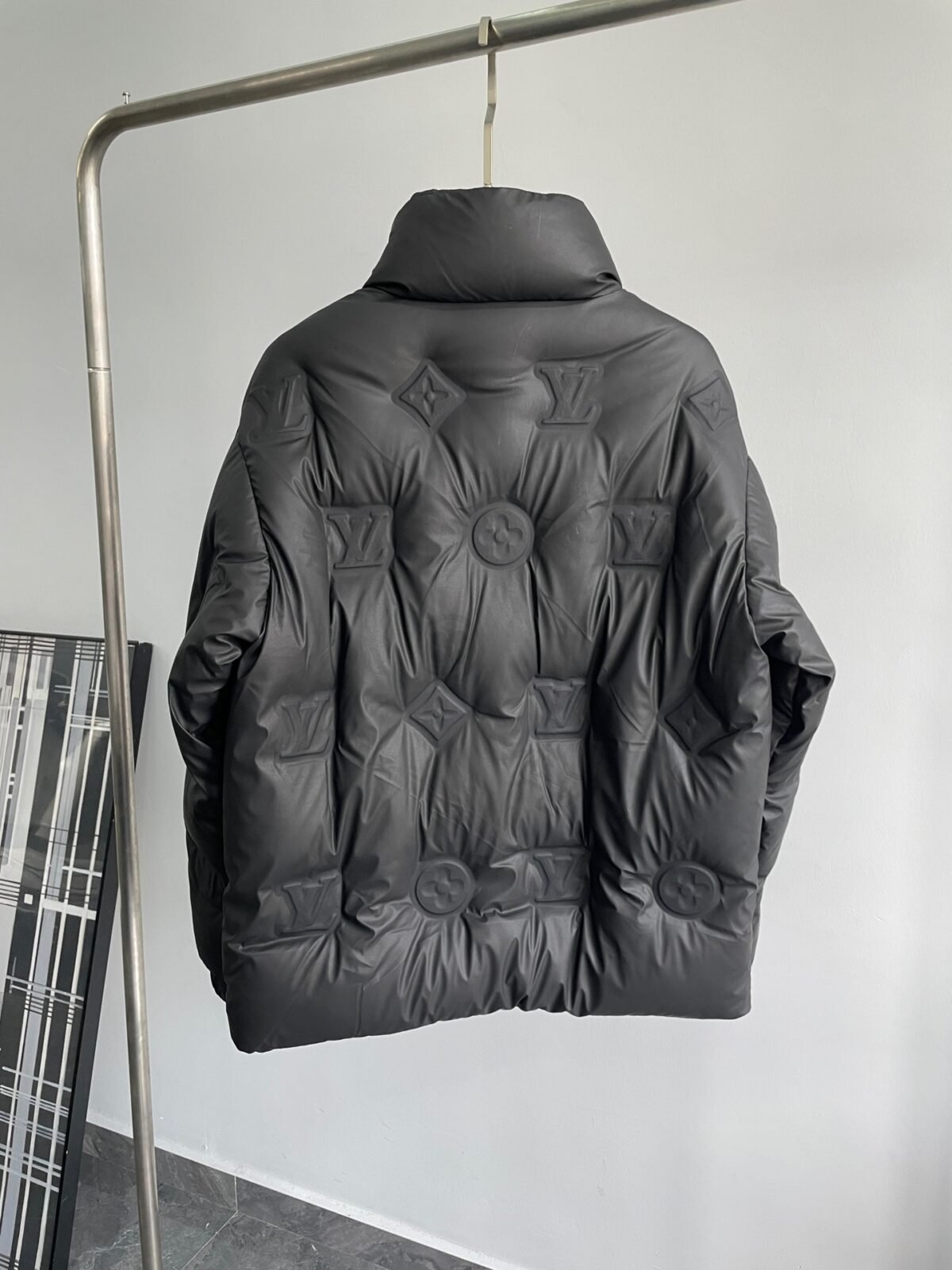 LV Monogram Puffer Jacket – Veste – Fauve — 2