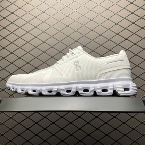 ON Cloud 5 - Sneakers