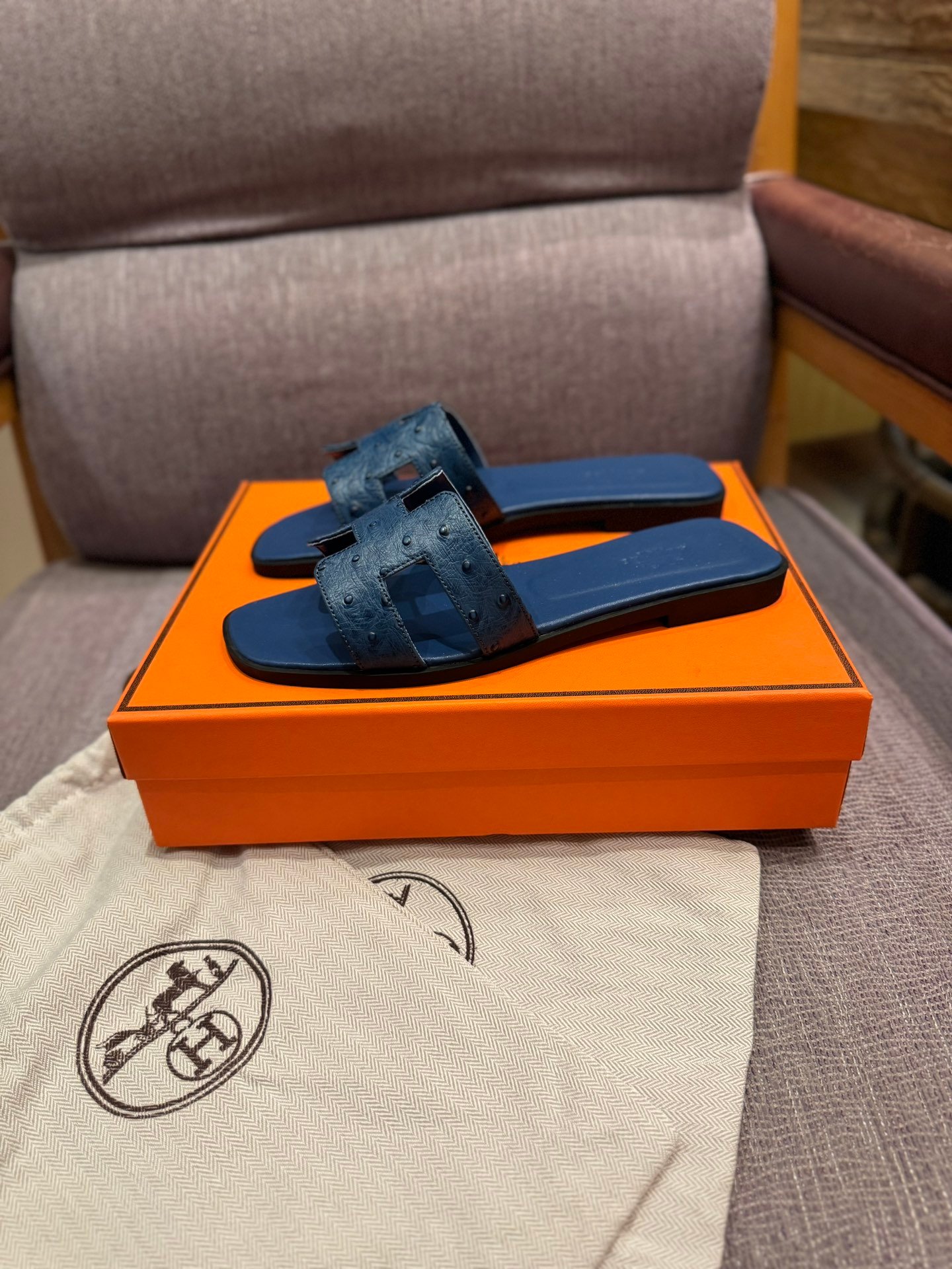 HM Oran Sandals Blue Leather - Slides - Image 4