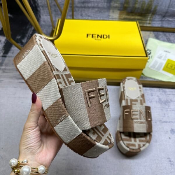 FD FD Match Wedge Brown Zucca Canvas - Sandals
