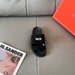 HM Oran Sandals Black Suede – Slides – Silver