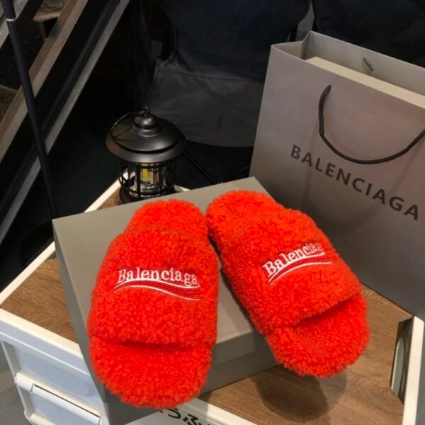 BAL Hotel Slippers - Slides