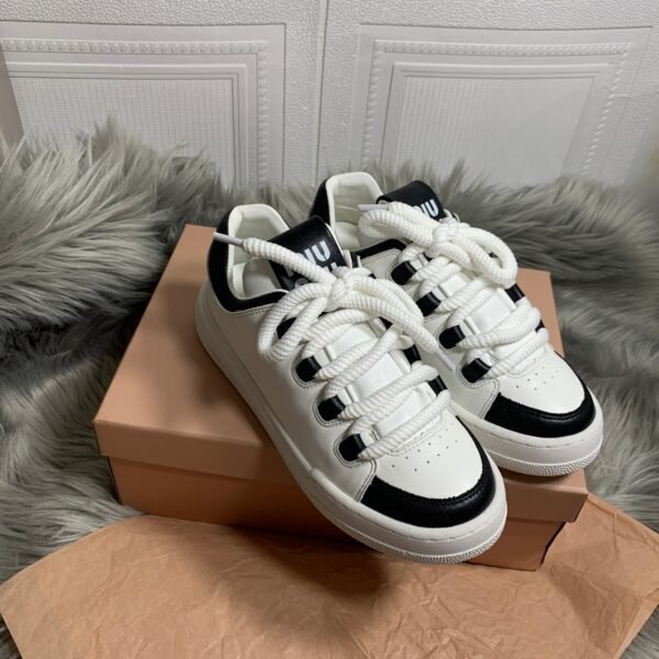 MIU Logo Sneakers White/Black Leather - Sneakers