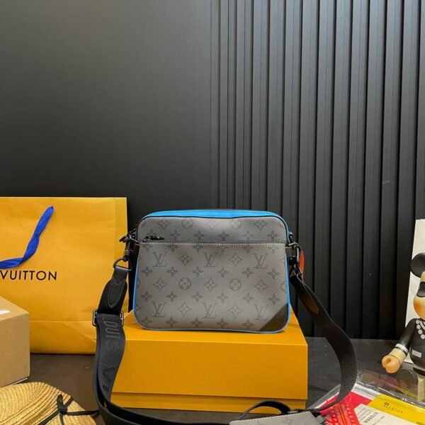 LV Trio Messenger - Bag