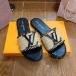 LV Paseo Flat Comfort Mule Raffia – Slides