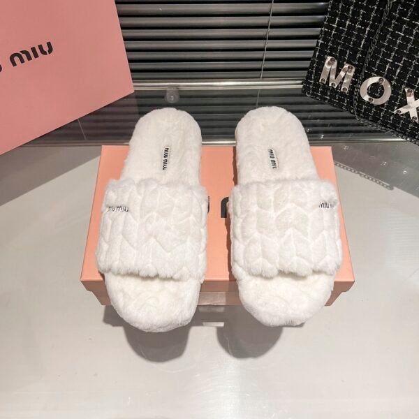 MIU Furry Slides - Slides