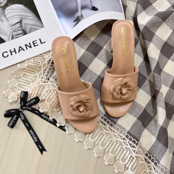 CC Camellia Slides - Sandals