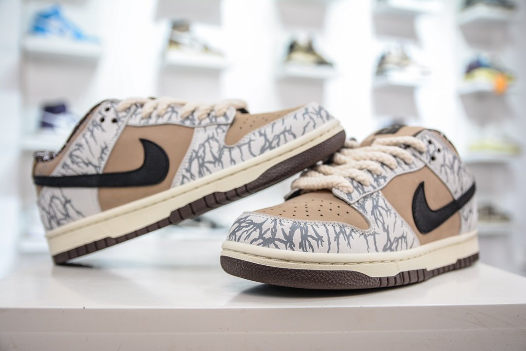 NK Dunk Low Pro SB Reese Forbes Hunter Brown/Beige - Sneakers - Image 4