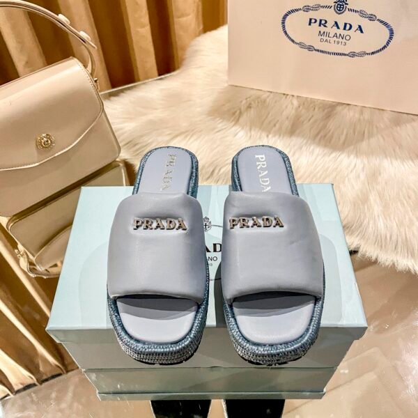 PR Woven Platform Slides - Slides