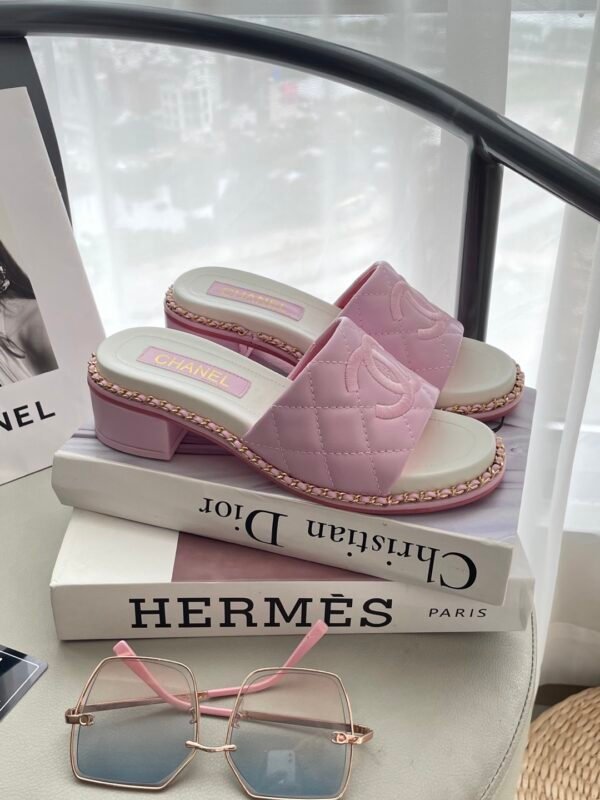 CC Quilted CC Mules – Sandals
