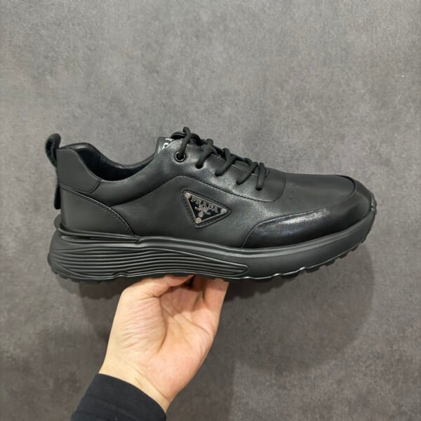 PR Cloudbust Thunder Black Leather - Sneakers