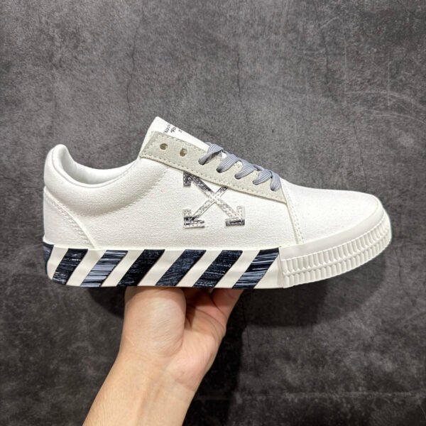 OW Vulcanized Low Top - Sneakers
