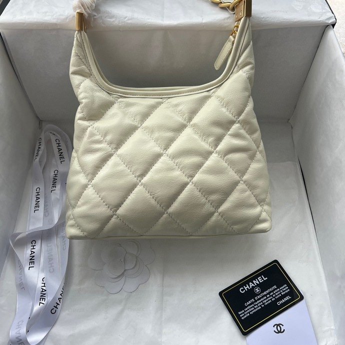 CC 19 Hobo White Lambskin - Bag - Image 7