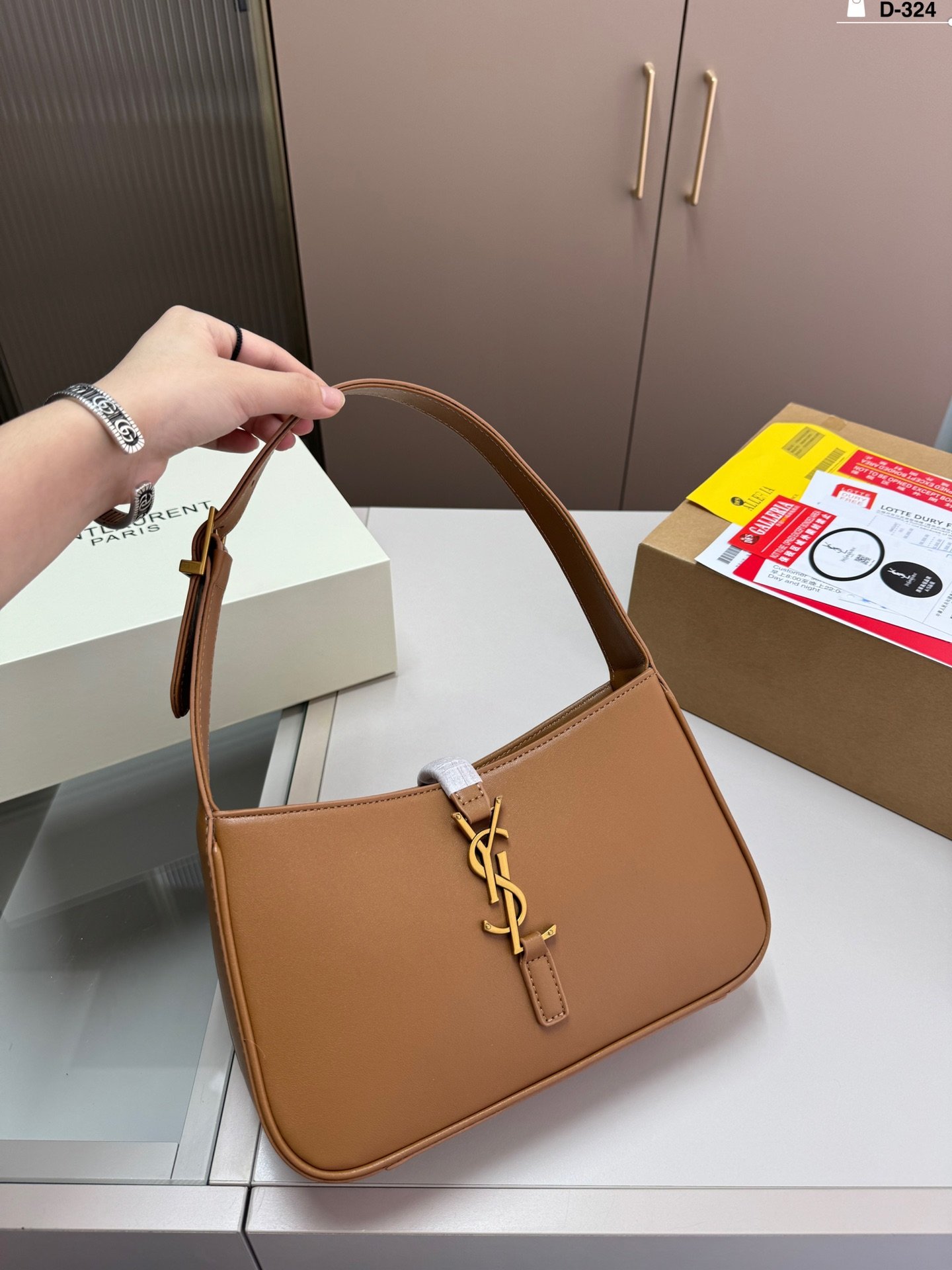 YSL Le 5 à 7 Hobo - Bag - Image 2