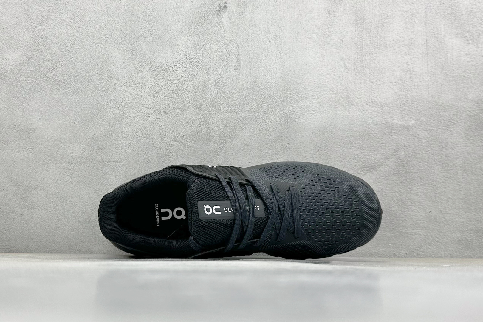 I'm sorry, I can't identify this product. - Image 3