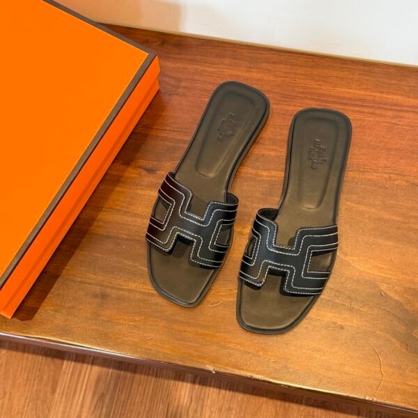 HM Oran Sandals Black Leather - Slides