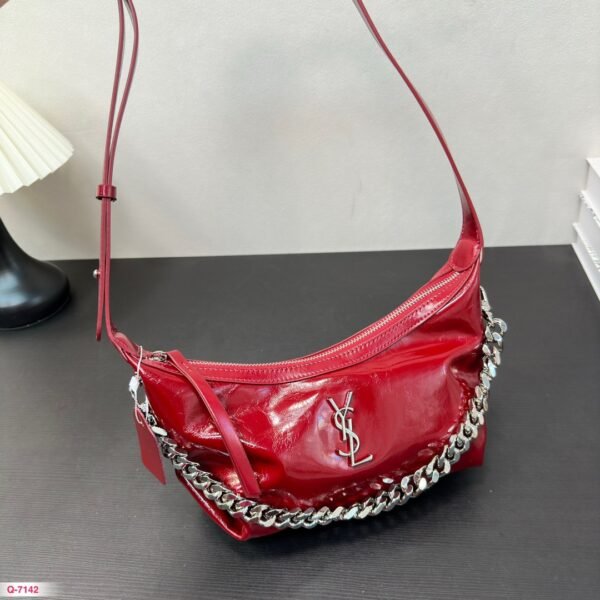 YSL Le 5 à 7 Hobo Patent Leather - Bag