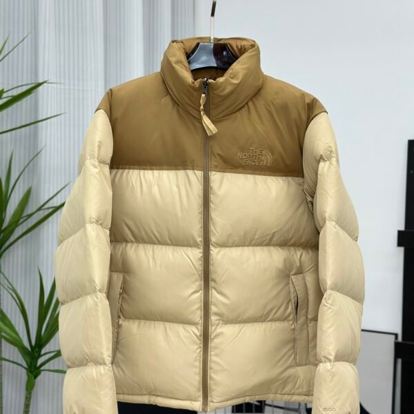 TNF 1996 Retro Nuptse Jacket Wheat - Jacket