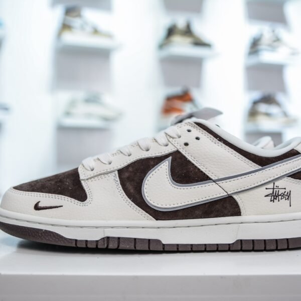 NK Dunk Low Pro SB Stussy Cherry - Sneakers