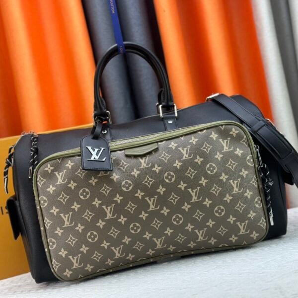 LV Keepall Bandoulière - Bag
