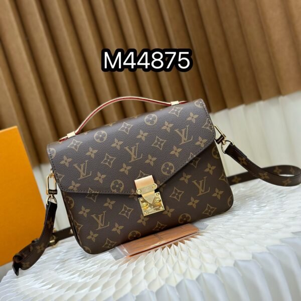 LV Pochette Metis Monogram - Bag