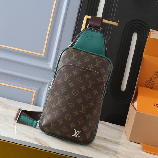 LV Discovery Backpack PM Monogram Eclipse - Bag