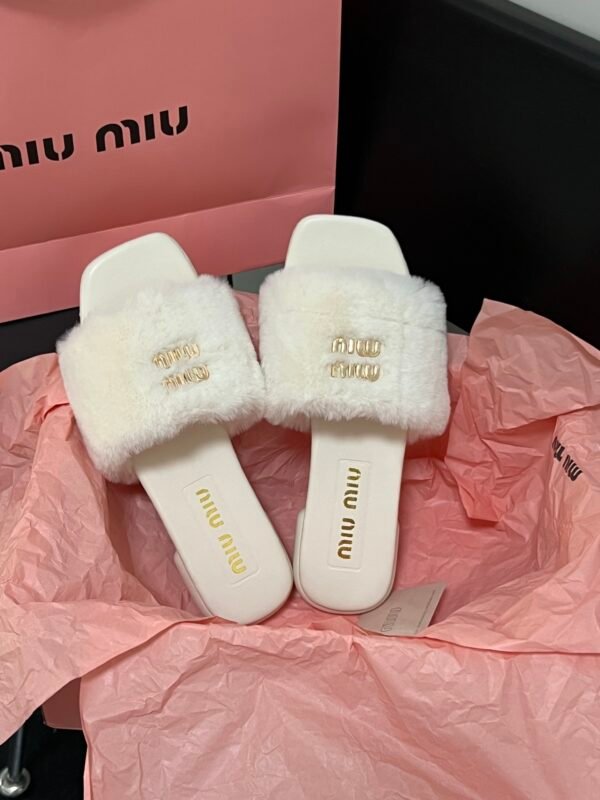 MIU Faux Fur Slides White – Slide